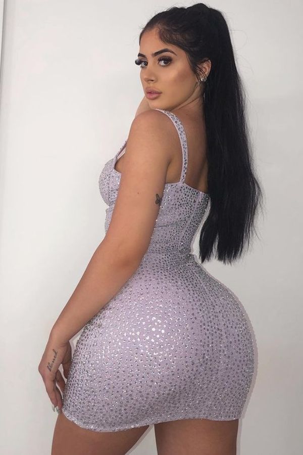 russian escorts in Model Town